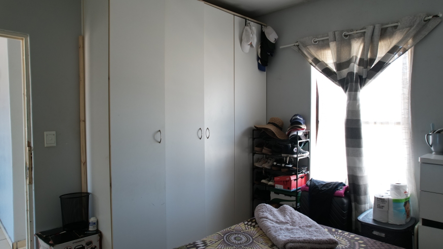 2 Bedroom Property for Sale in Parklands East Western Cape